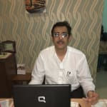 Dr. Vikram Vinayek