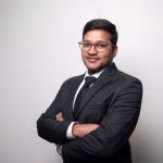Dr. Vinit M Oswal